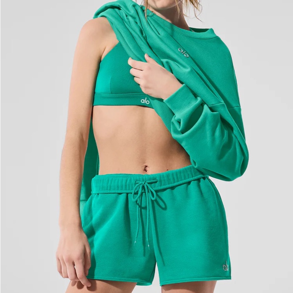 ALO Yoga Women's Green Sweatshirt and Shorts Set